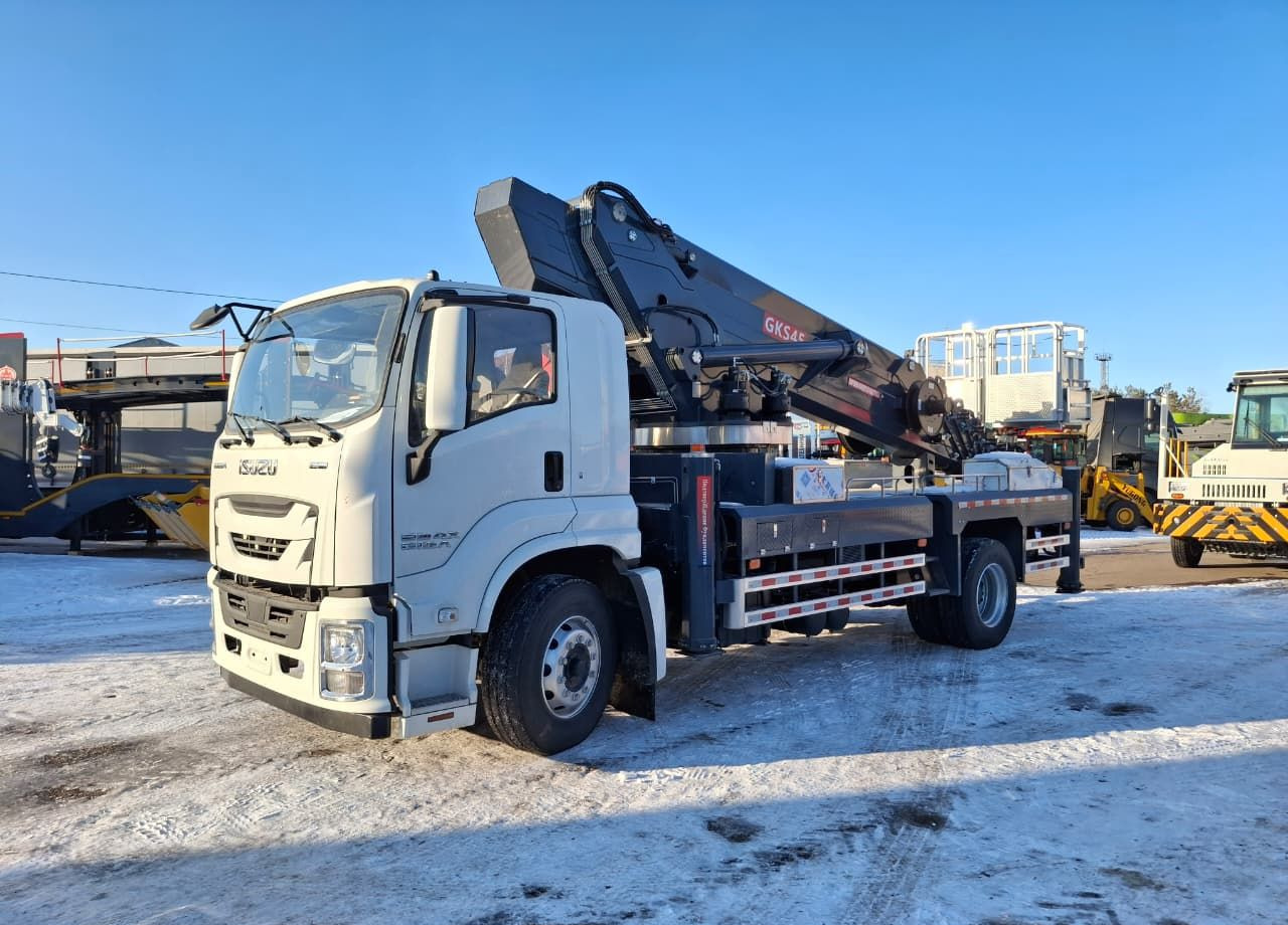 Новый Грузовик с подъемником Isuzu Giga: фото 7