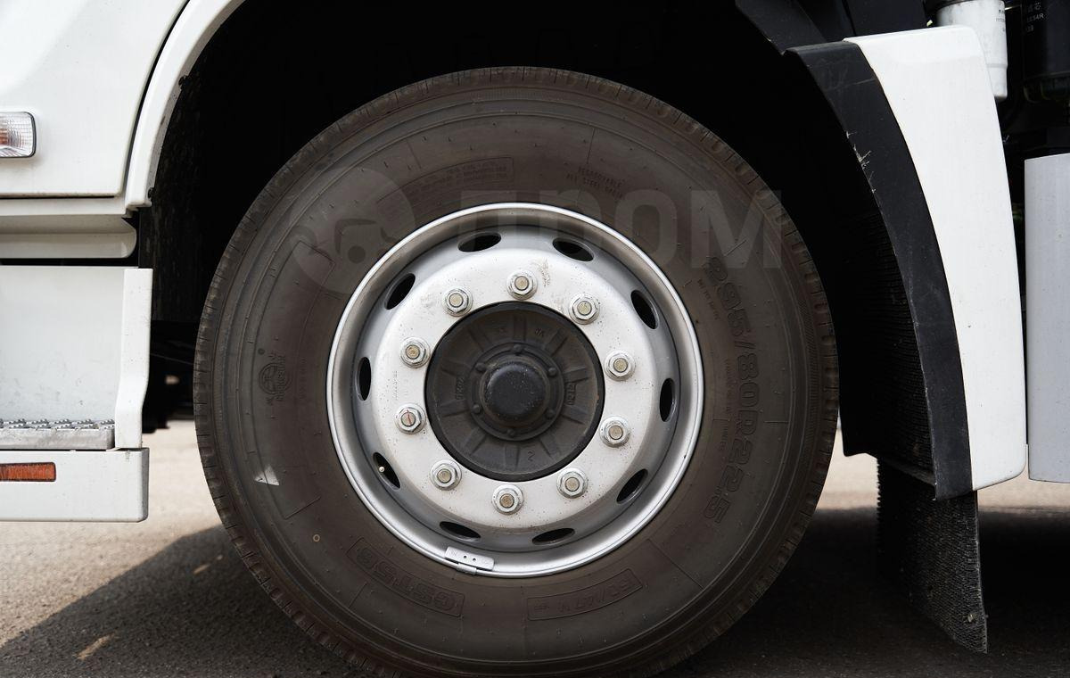 Новый Ассенизатор Isuzu Giga: фото 14