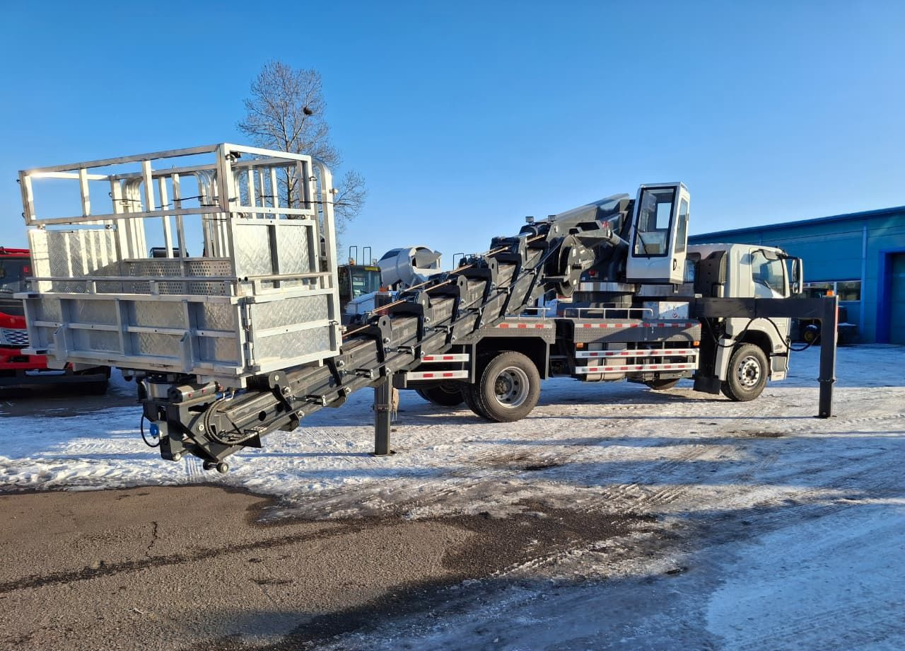 Новый Грузовик с подъемником Isuzu Giga: фото 18