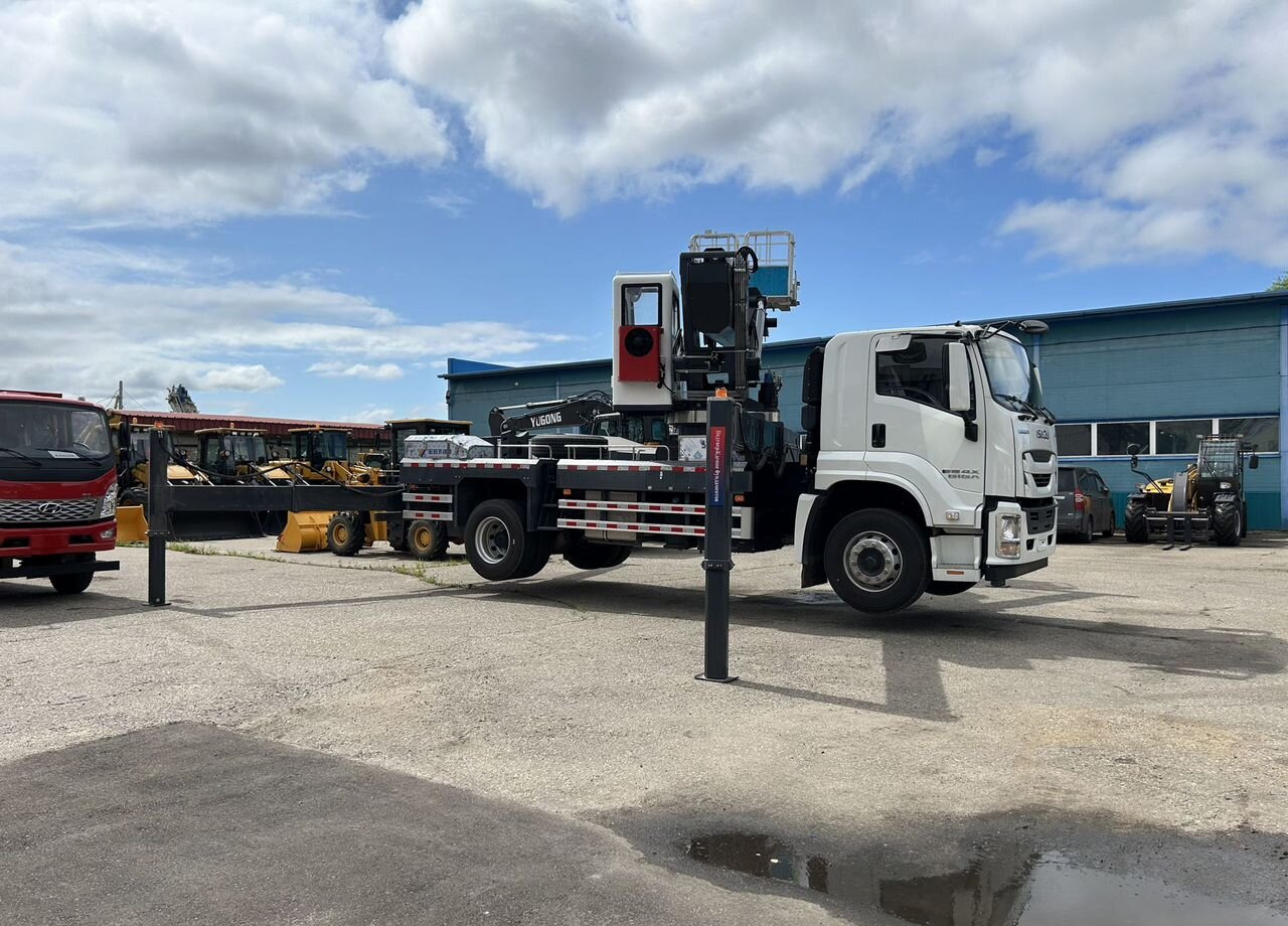 Новый Грузовик с подъемником Isuzu Giga: фото 15