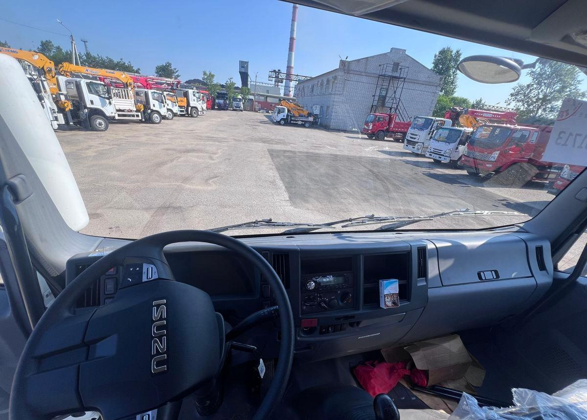 Новый Грузовик бортовой/ Платформа, Автоманипулятор Isuzu Giga: фото 10