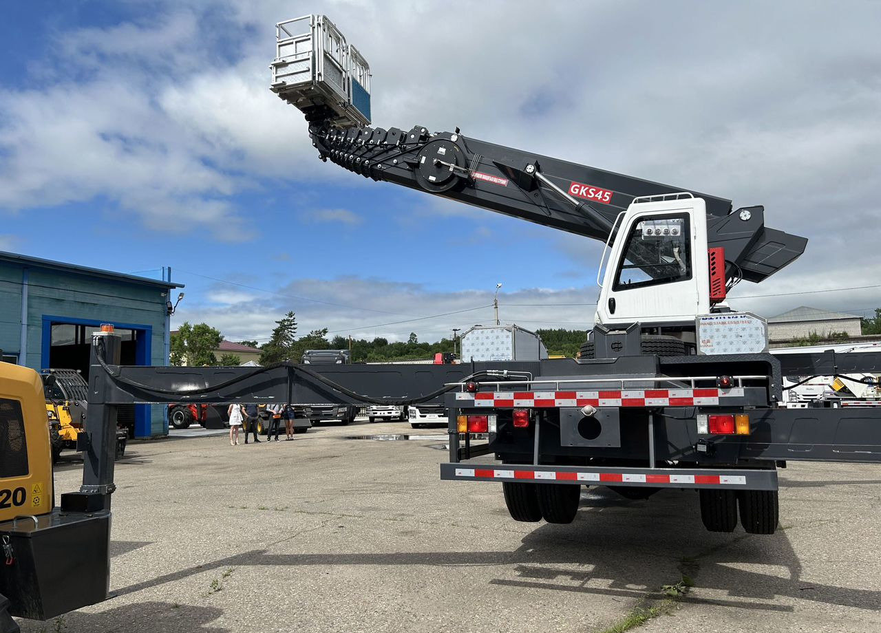 Новый Грузовик с подъемником Isuzu Giga: фото 19