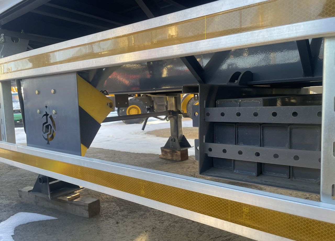 Luxuda LZC9406XXYCL - Тентованный полуприцеп: фото 5 Luxuda LZC9406XXYCL - Тентованный полуприцеп: фото 5