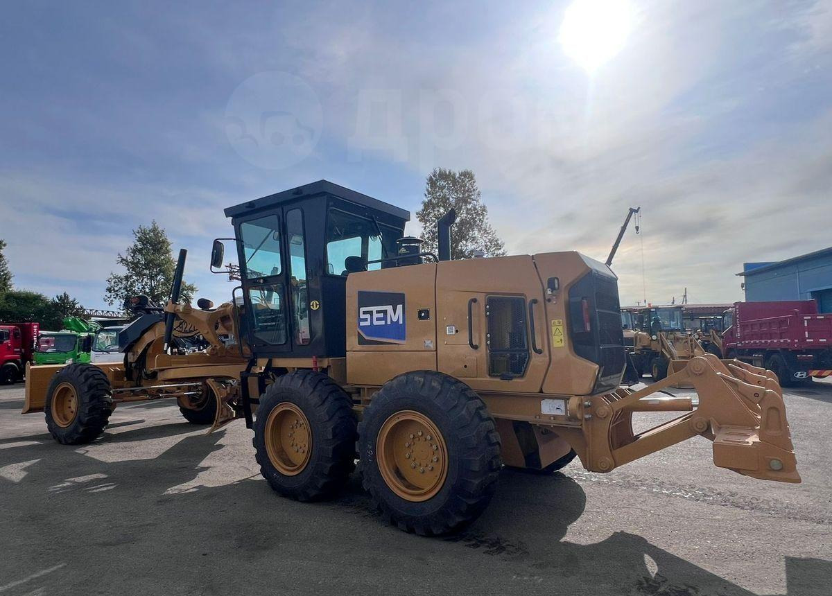 Новый Грейдер SEM 922F AWD: фото 16 Новый Грейдер SEM 922F AWD: фото 16
