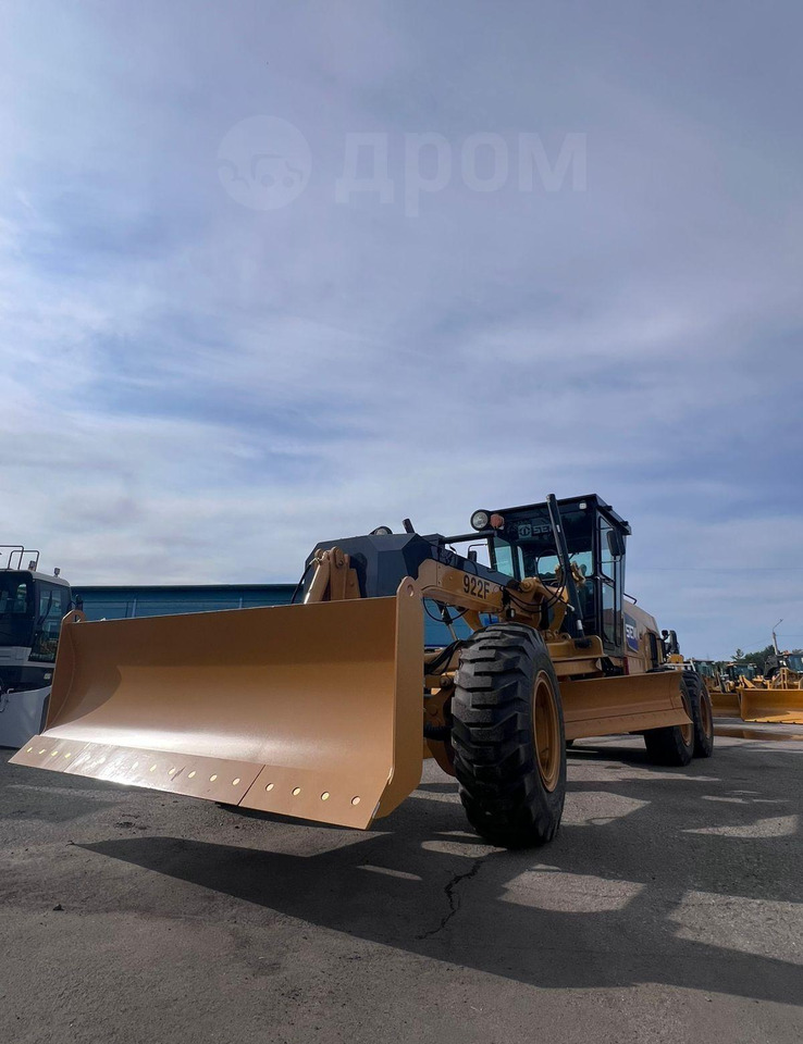 Новый Грейдер SEM 922F AWD: фото 18 Новый Грейдер SEM 922F AWD: фото 18