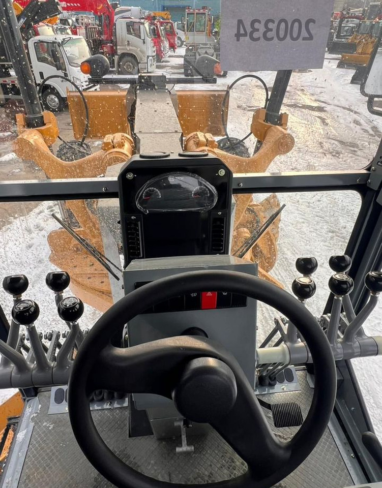 Новый Грейдер SEM 922F: фото 19 Новый Грейдер SEM 922F: фото 19