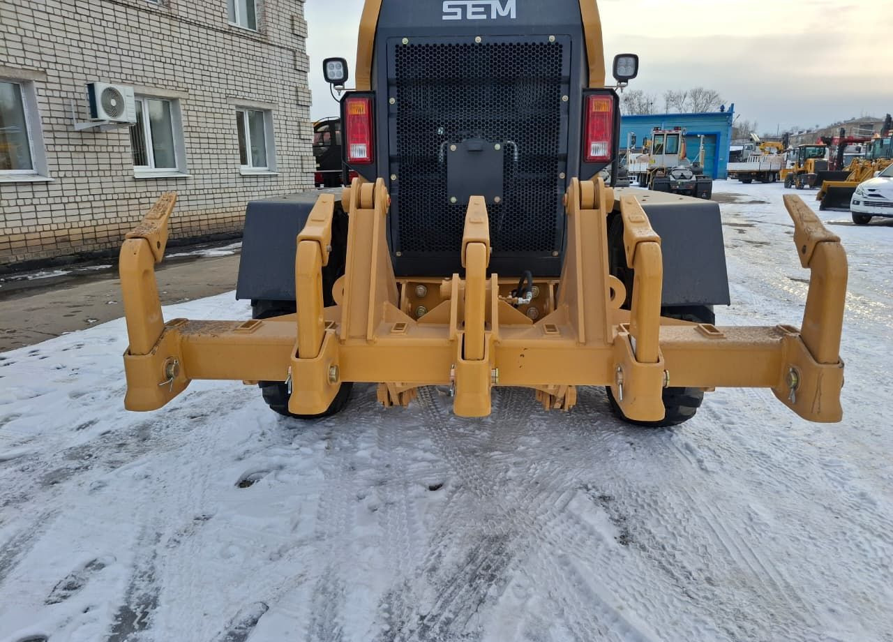 SEM 922F - Грейдер: фото 4 SEM 922F - Грейдер: фото 4