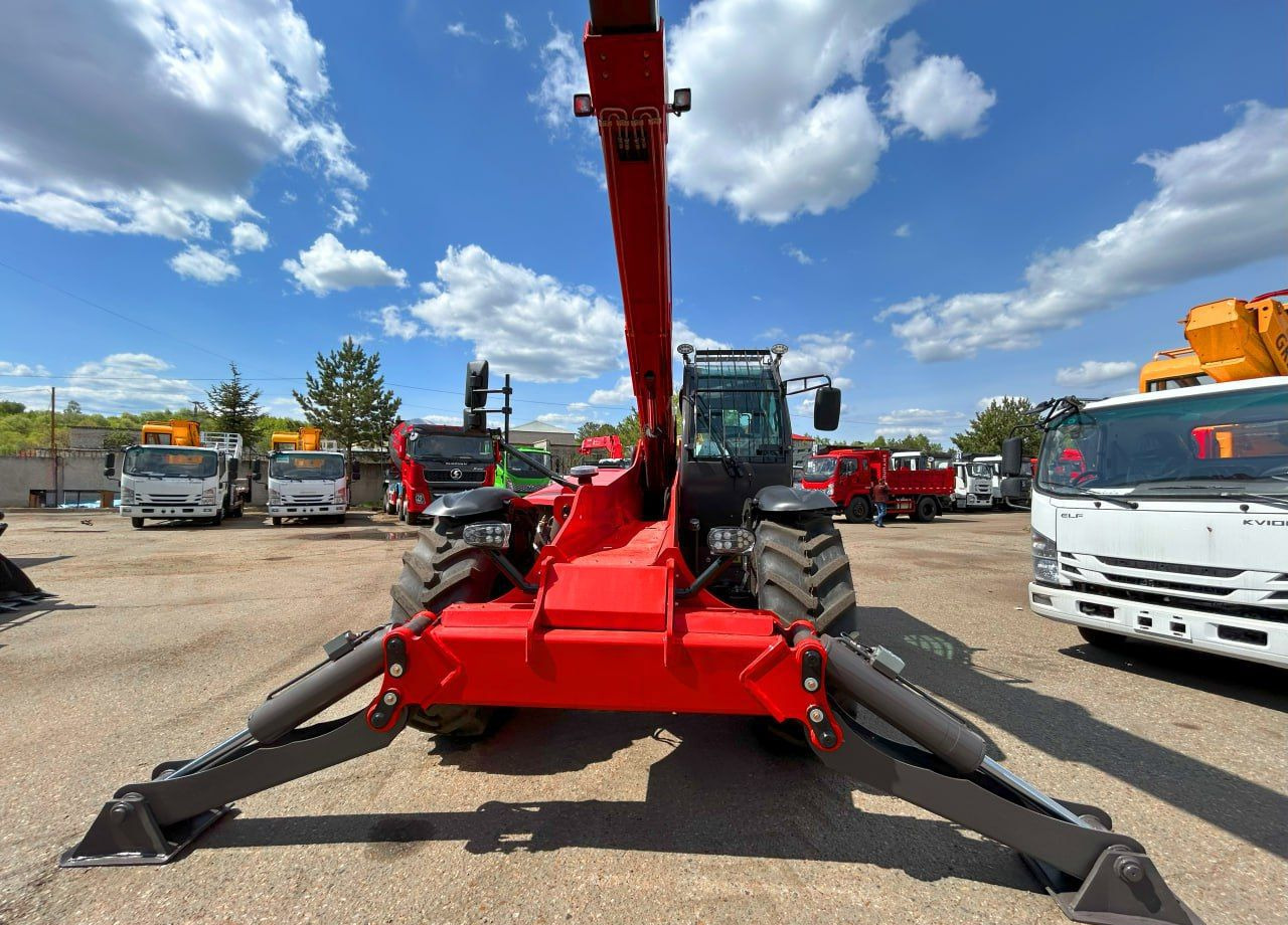YUGONG TR735 - Телескопический погрузчик: фото 5 YUGONG TR735 - Телескопический погрузчик: фото 5