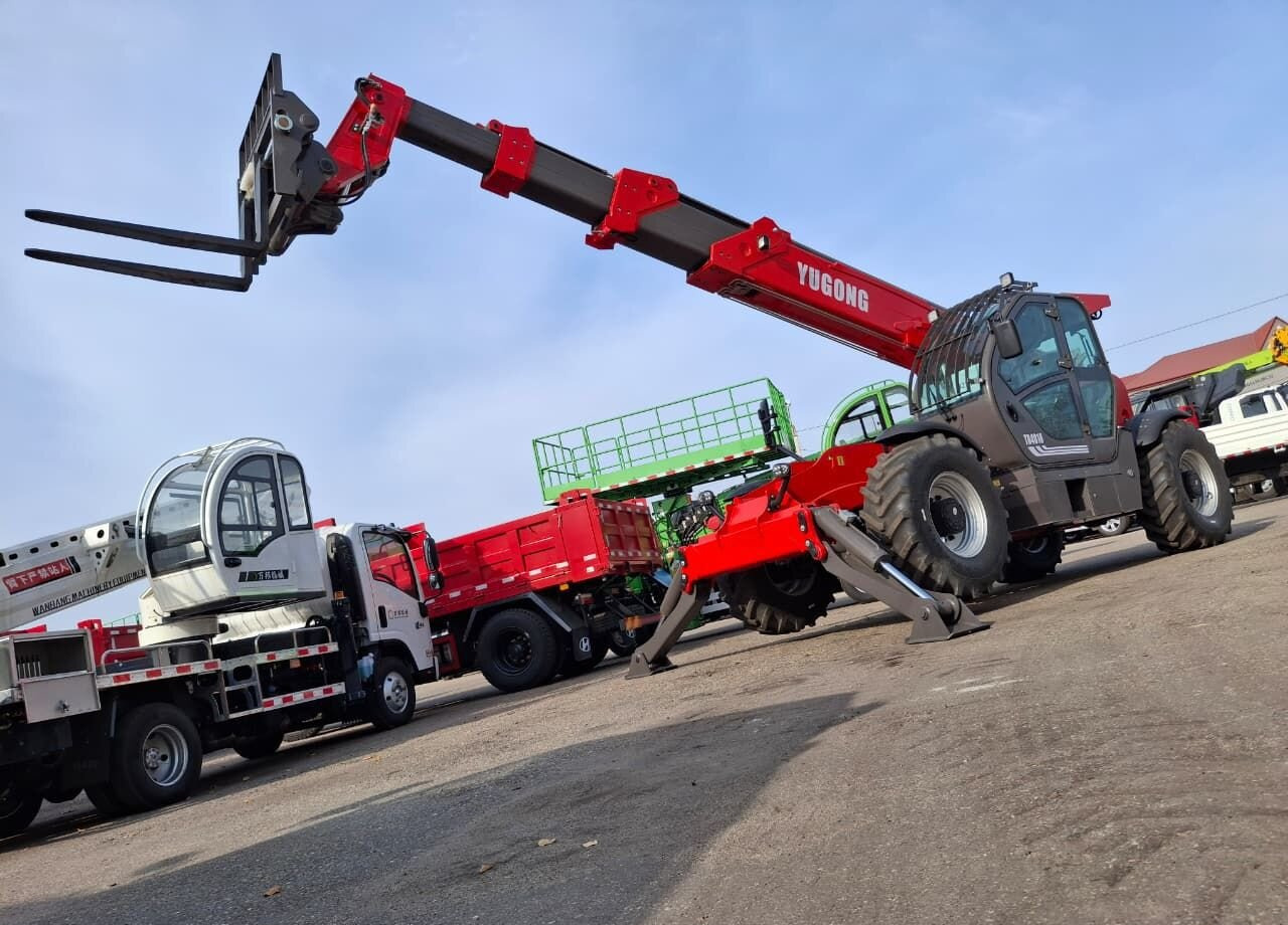 YUGONG TR735 - Телескопический погрузчик: фото 2 YUGONG TR735 - Телескопический погрузчик: фото 2