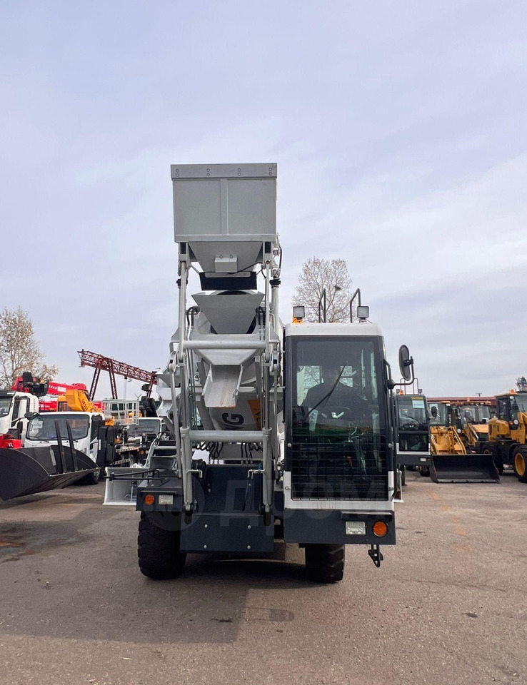 Yugong SDM4000 - Автобетоносмеситель: фото 3 Yugong SDM4000 - Автобетоносмеситель: фото 3