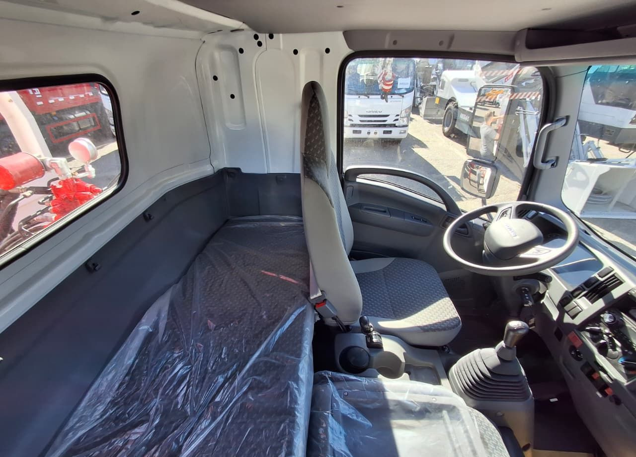 Новый Грузовик бортовой/ Платформа, Автоманипулятор Isuzu Elf (N-series): фото 16