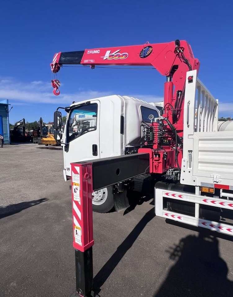 Новый Грузовик бортовой/ Платформа, Автоманипулятор Isuzu Elf (N-series): фото 7