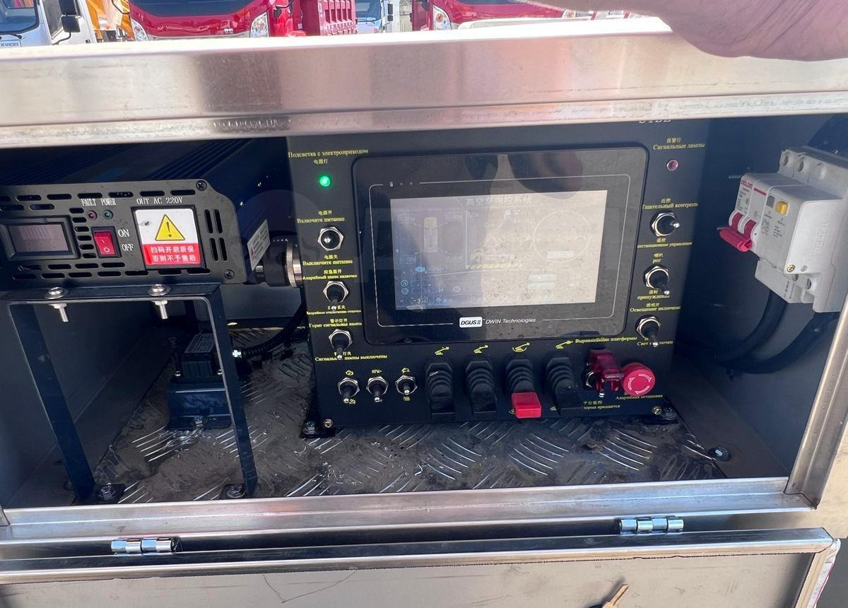 Новый Грузовик с подъемником Isuzu Elf: фото 12