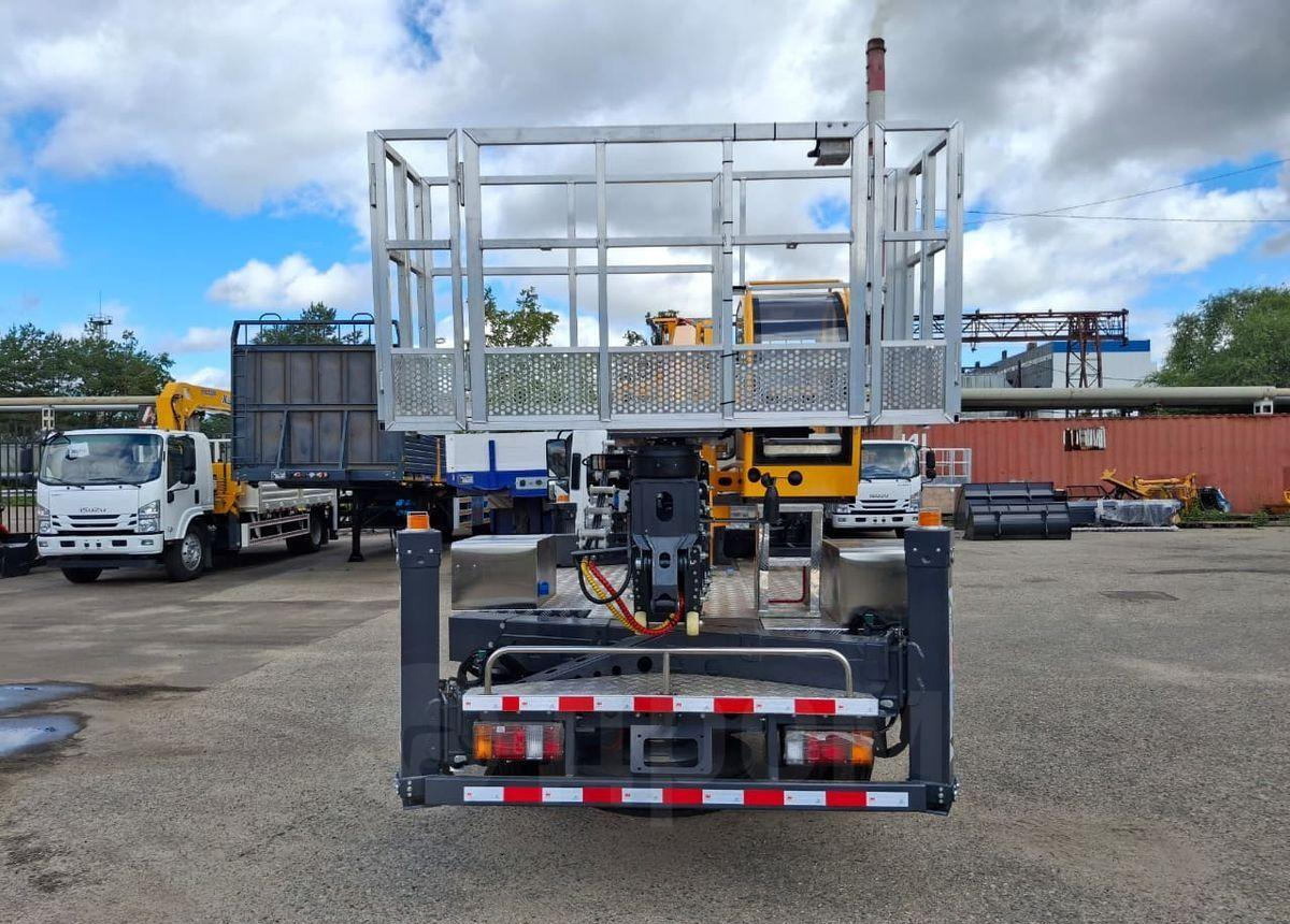 Новый Грузовик с подъемником Isuzu Elf: фото 6 Новый Грузовик с подъемником Isuzu Elf: фото 6