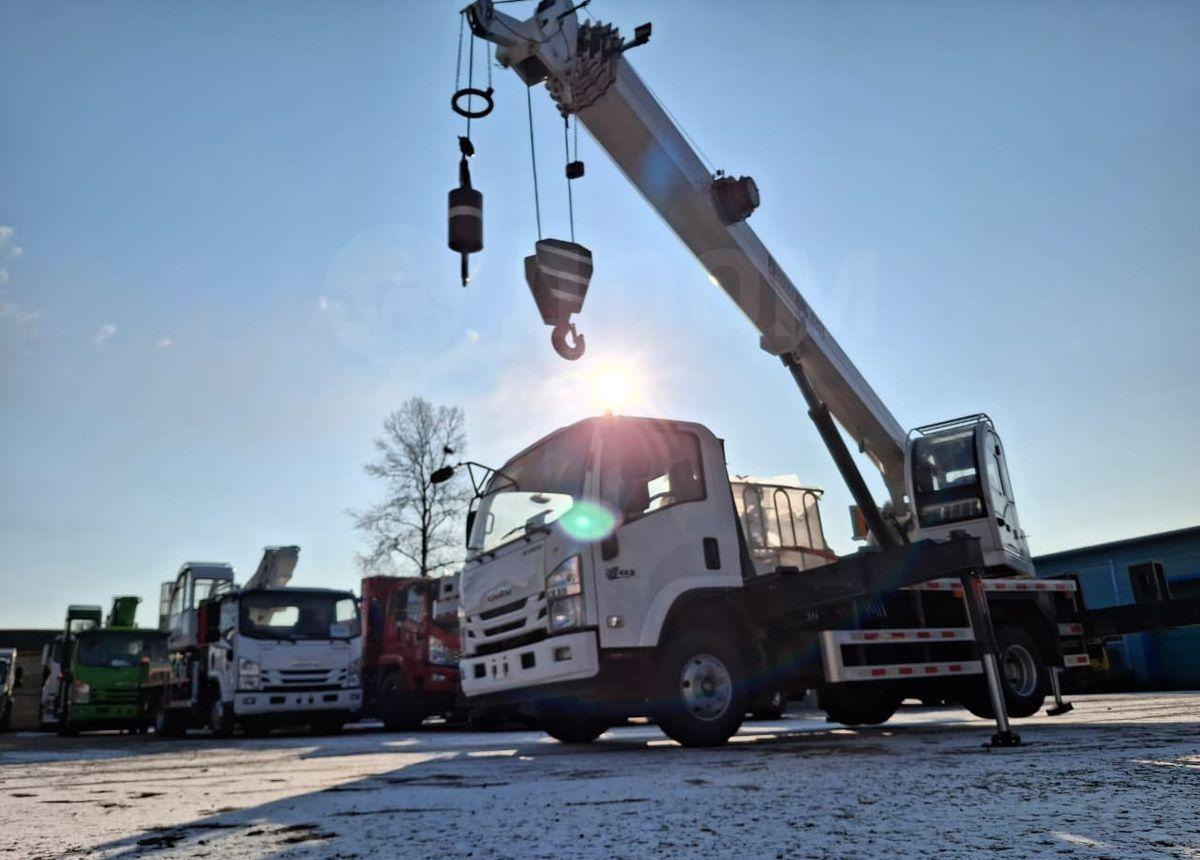 Новый Мобильный кран Isuzu Elf: фото 8