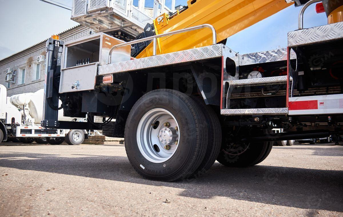 Новый Грузовик с подъемником Isuzu Elf: фото 8