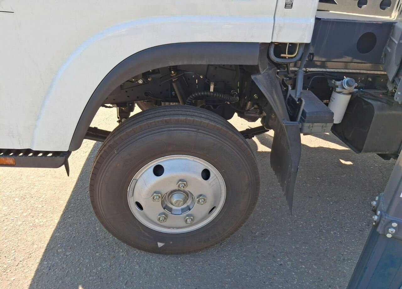 Новый Грузовик с подъемником Isuzu Elf: фото 17