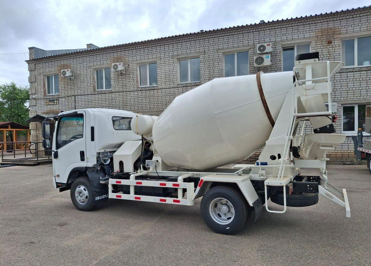 Isuzu Elf - Автобетоносмеситель: фото 3 Isuzu Elf - Автобетоносмеситель: фото 3