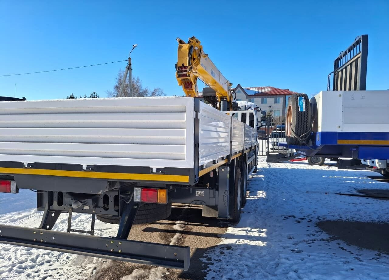 Новый Грузовик бортовой/ Платформа, Автоманипулятор Isuzu Giga (C-series): фото 7