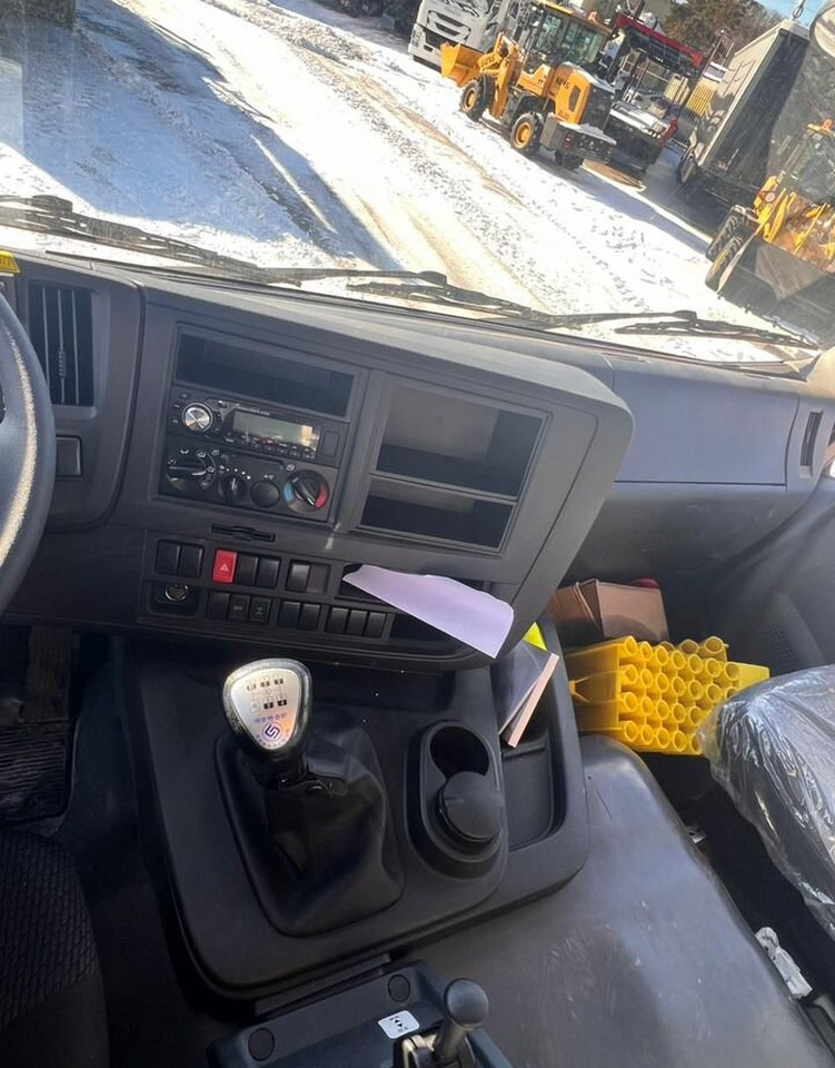 Новый Грузовик бортовой/ Платформа, Автоманипулятор Isuzu Giga (C-series): фото 18