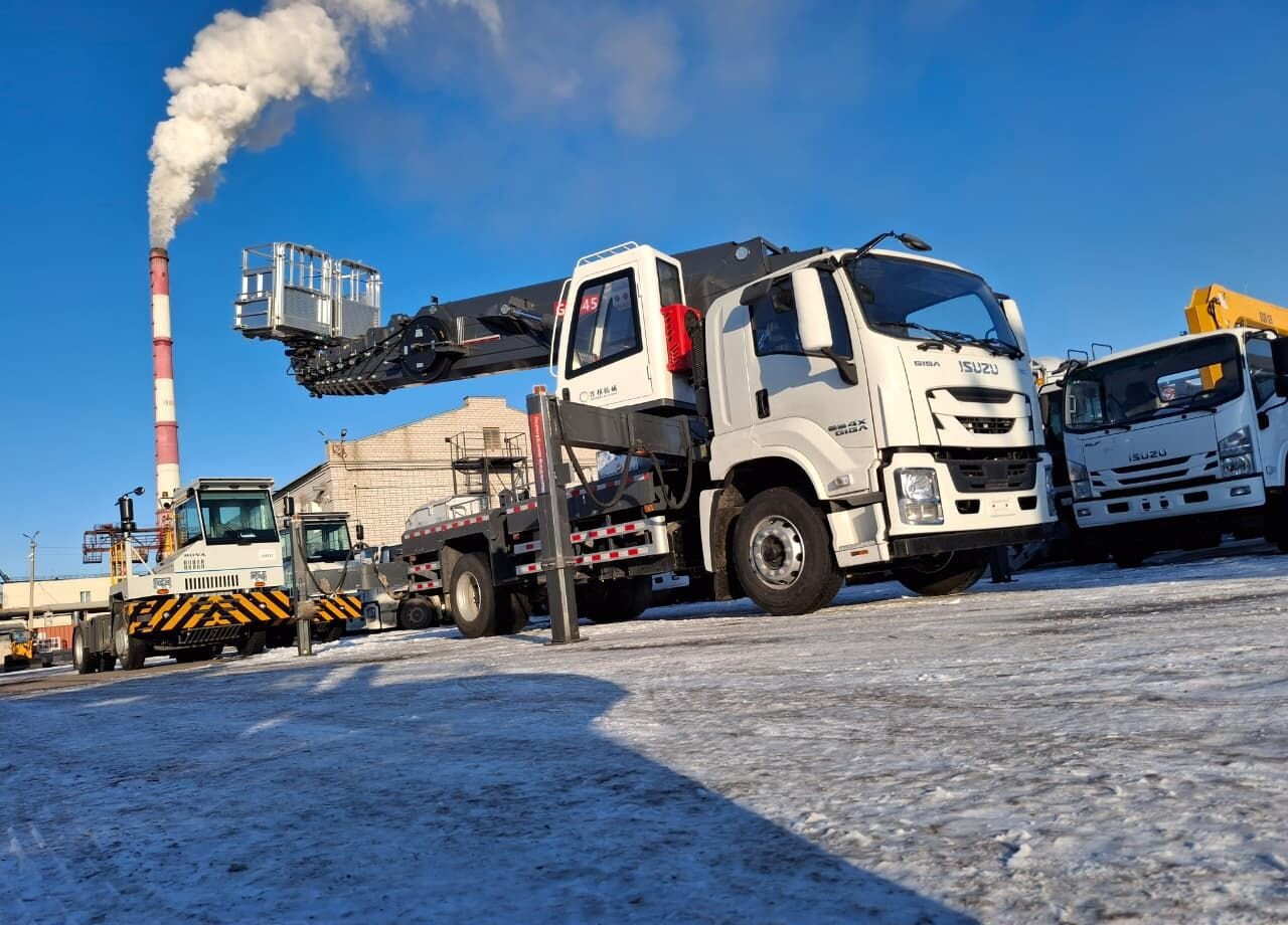 Isuzu Giga - Грузовик с подъемником: фото 2 Isuzu Giga - Грузовик с подъемником: фото 2