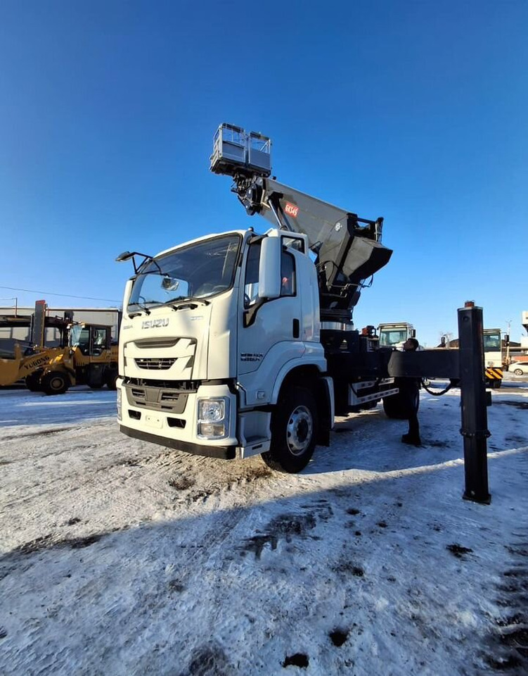 Isuzu Giga - Грузовик с подъемником: фото 3 Isuzu Giga - Грузовик с подъемником: фото 3