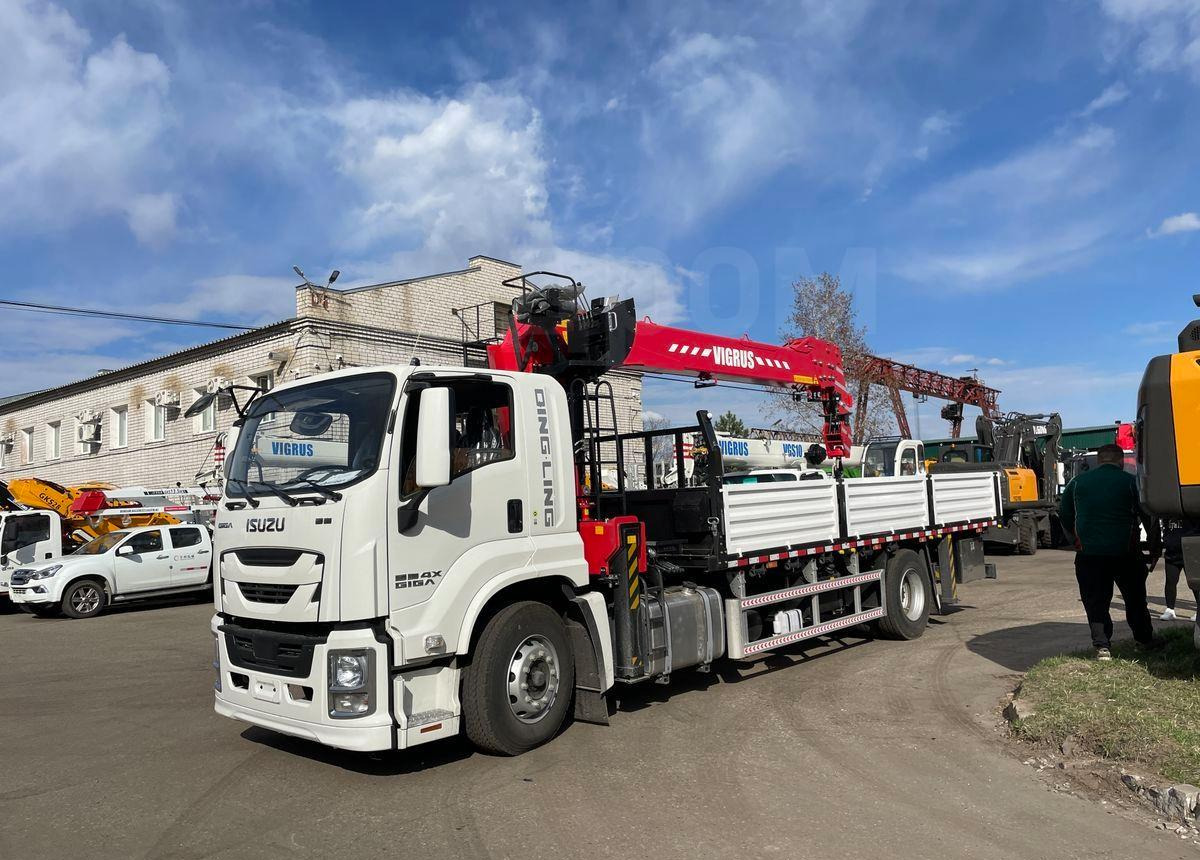 Isuzu Giga - Грузовик бортовой/ Платформа, Автоманипулятор: фото 2 Isuzu Giga - Грузовик бортовой/ Платформа, Автоманипулятор: фото 2