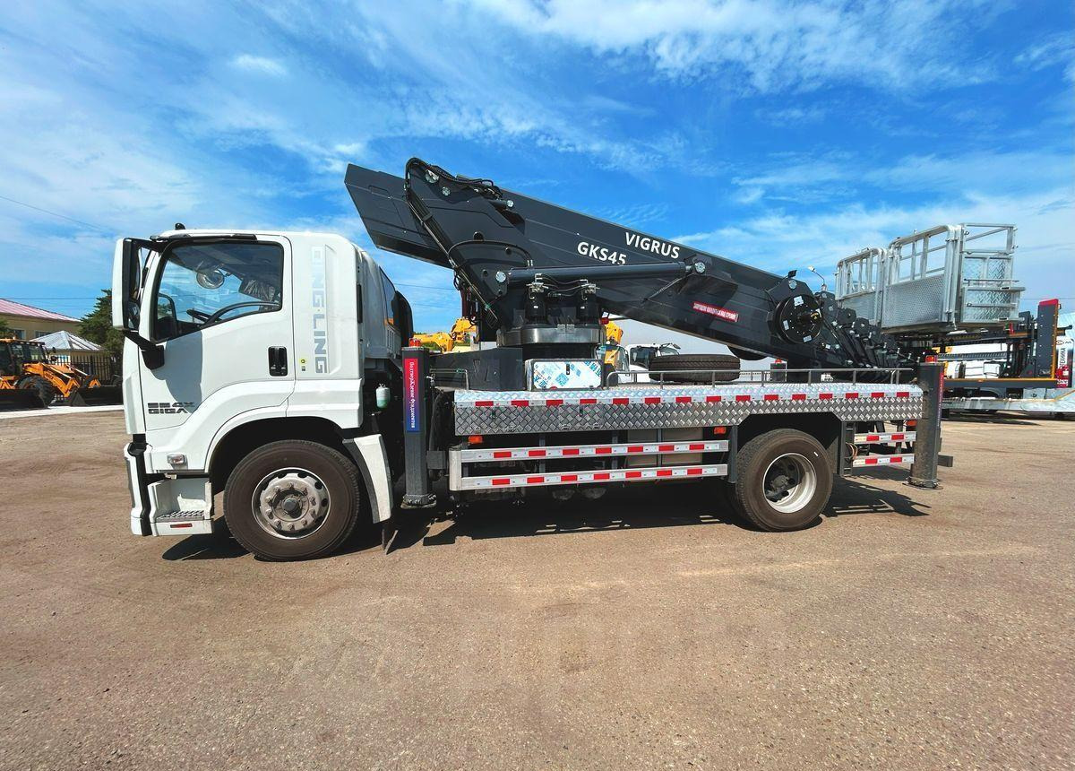 Isuzu Giga - Грузовик с подъемником: фото 4 Isuzu Giga - Грузовик с подъемником: фото 4