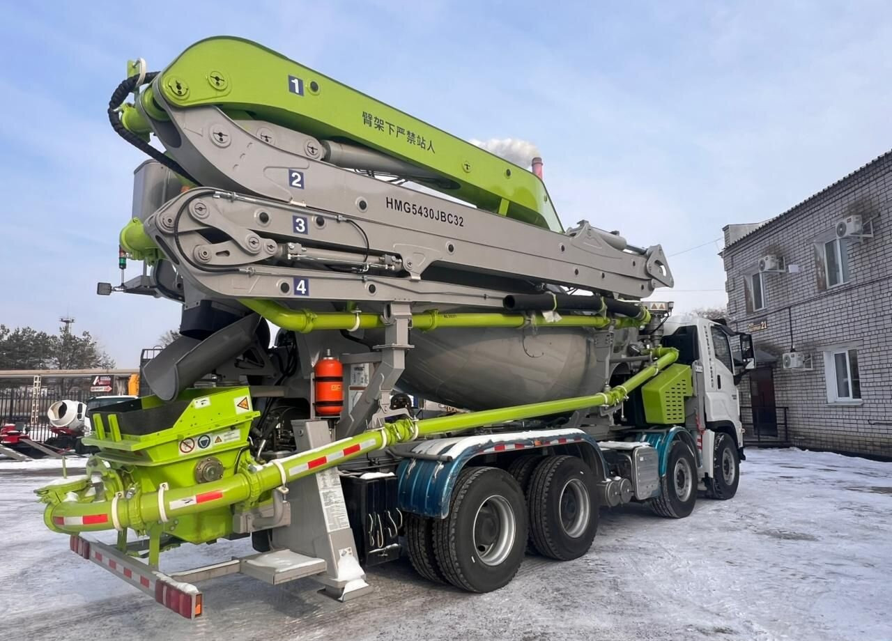 Isuzu Giga - Автобетононасос-смеситель: фото 3 Isuzu Giga - Автобетононасос-смеситель: фото 3