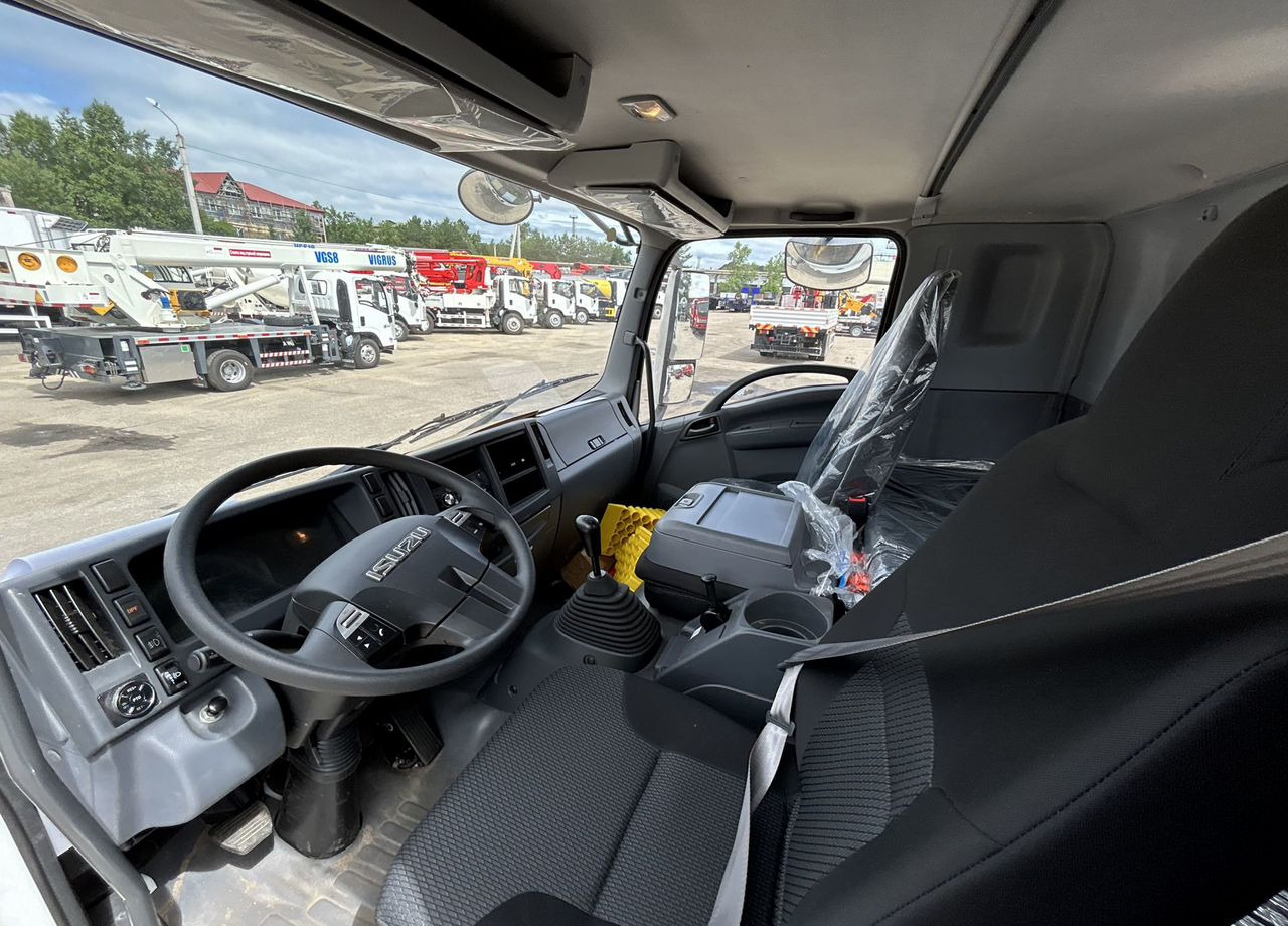 Isuzu Giga - Грузовик с подъемником: фото 3 Isuzu Giga - Грузовик с подъемником: фото 3