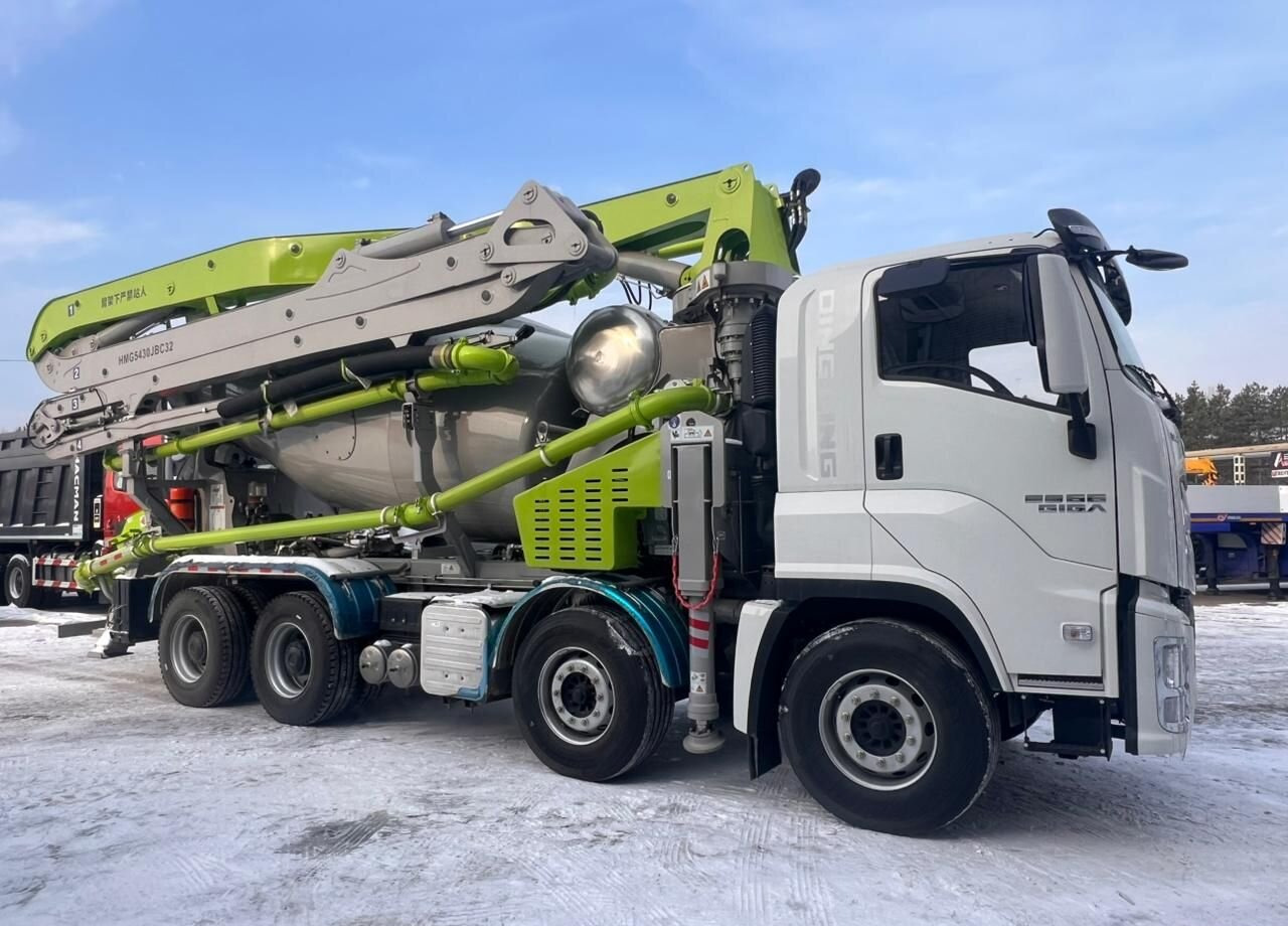 Isuzu Giga - Автобетононасос-смеситель: фото 2 Isuzu Giga - Автобетононасос-смеситель: фото 2