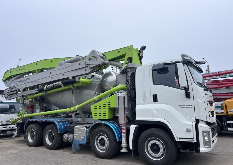 Новый Автобетононасос-смеситель Isuzu Giga: фото 10 Новый Автобетононасос-смеситель Isuzu Giga: фото 10