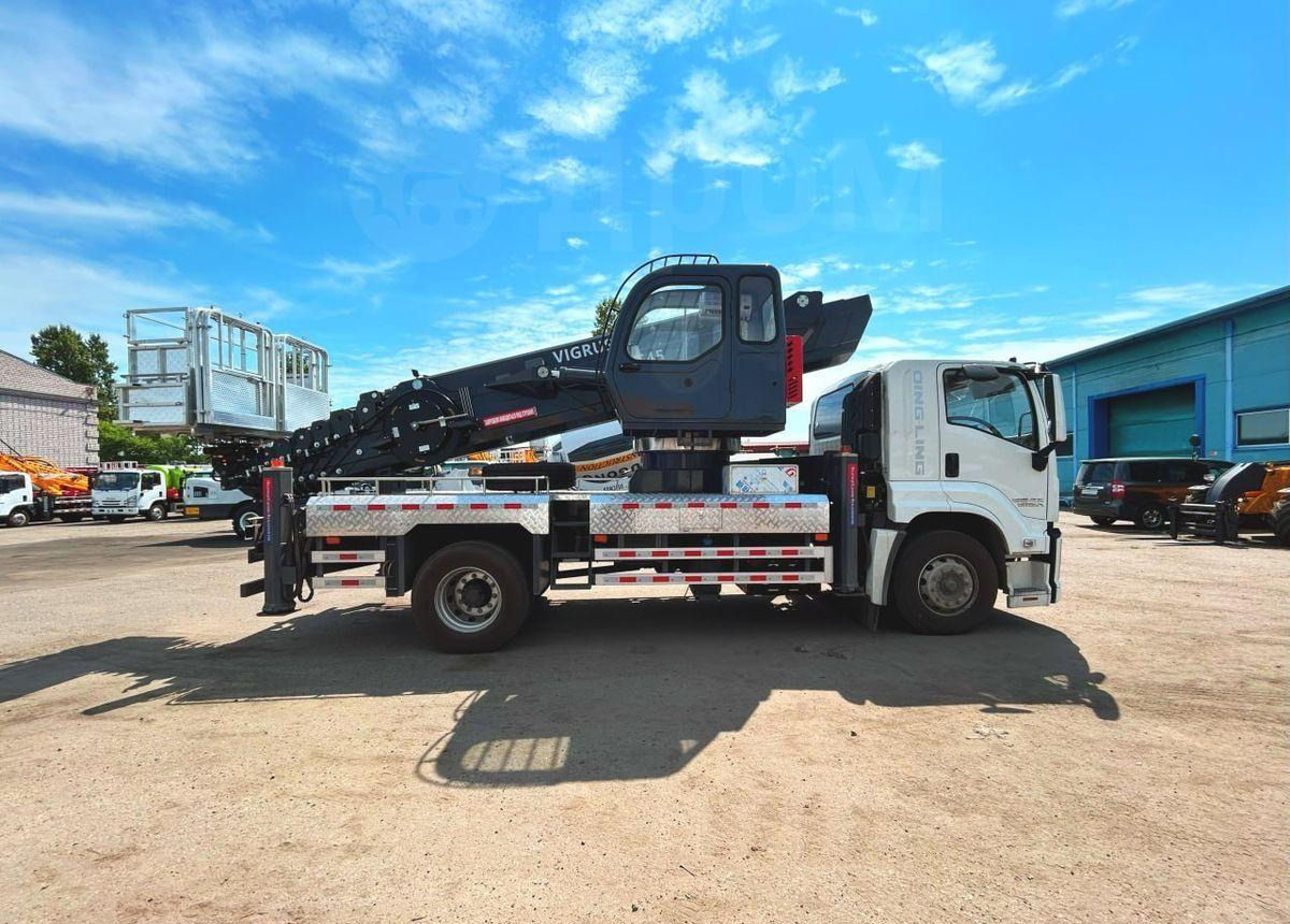 Новый Грузовик с подъемником Isuzu Giga: фото 12