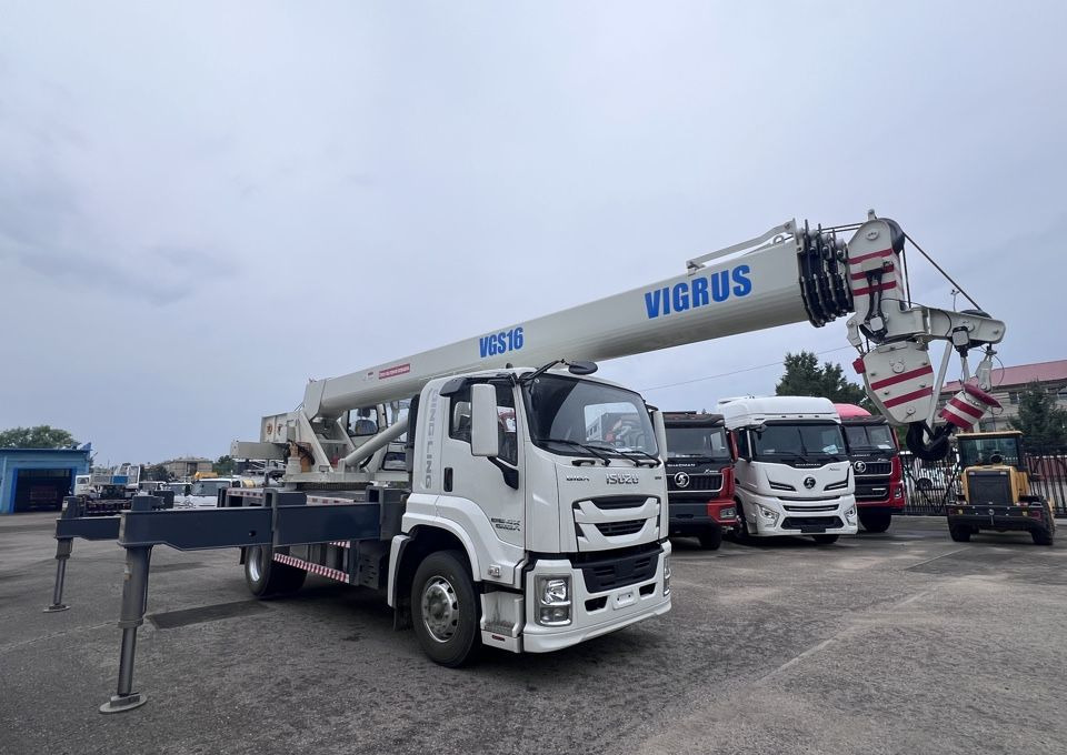 Isuzu STSQ-WSL - Мобильный кран: фото 5 Isuzu STSQ-WSL - Мобильный кран: фото 5