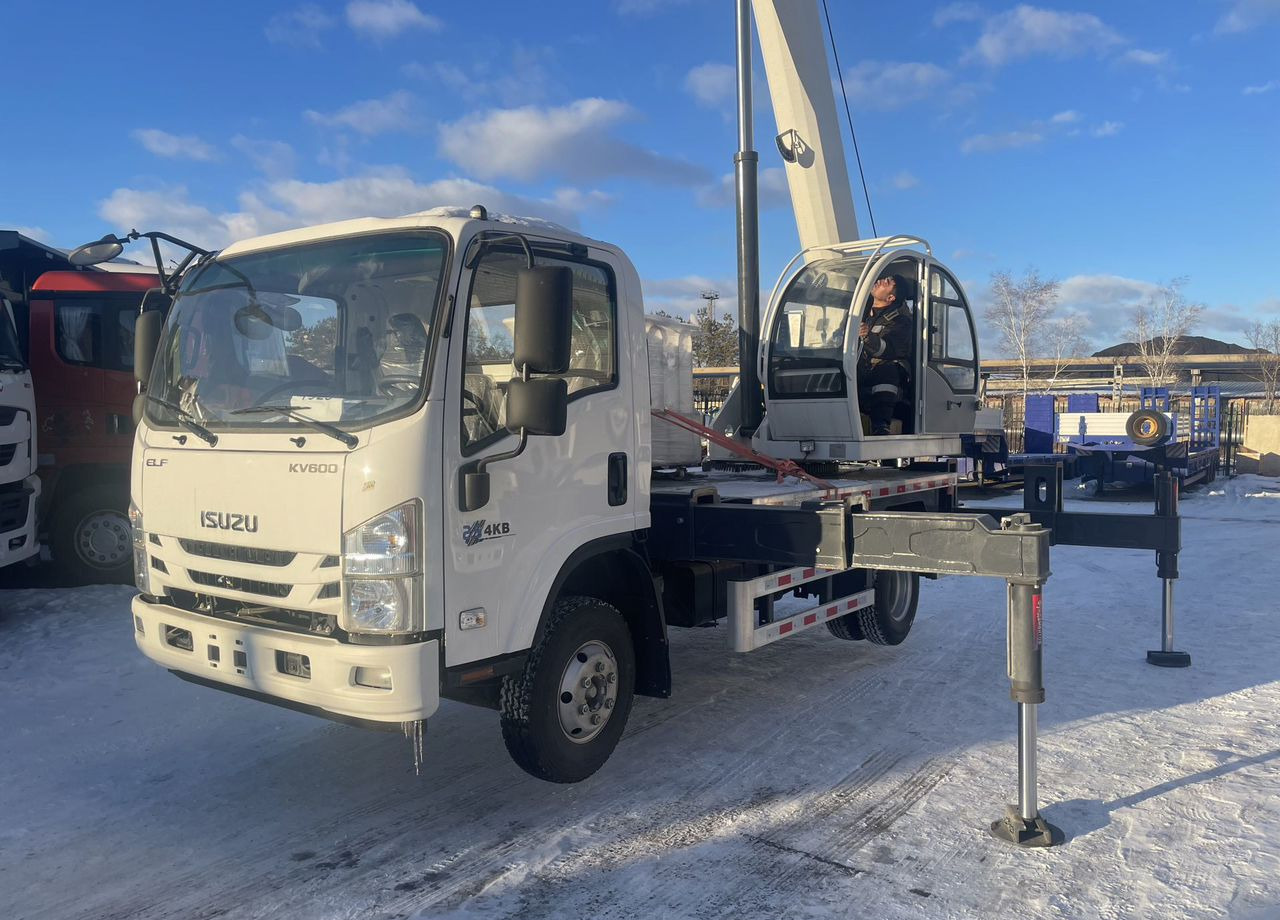 Isuzu STSQ5T - Мобильный кран: фото 1 Isuzu STSQ5T - Мобильный кран: фото 1