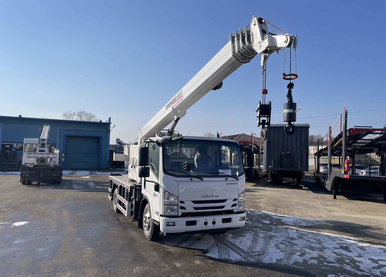 Isuzu STSQ5T - Мобильный кран: фото 4 Isuzu STSQ5T - Мобильный кран: фото 4