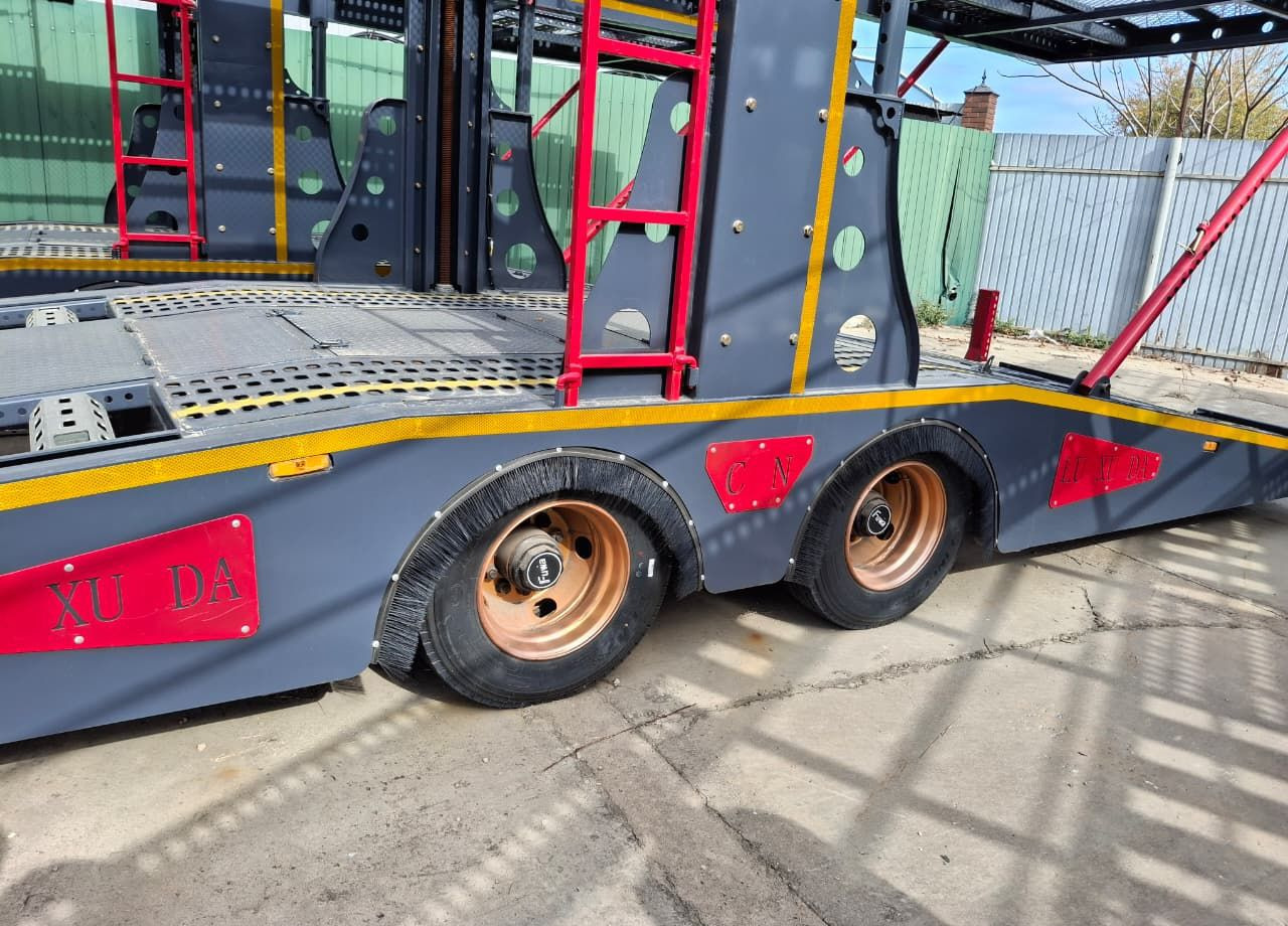 Luxuda LZC9405BG - Полуприцеп-автовоз: фото 4 Luxuda LZC9405BG - Полуприцеп-автовоз: фото 4