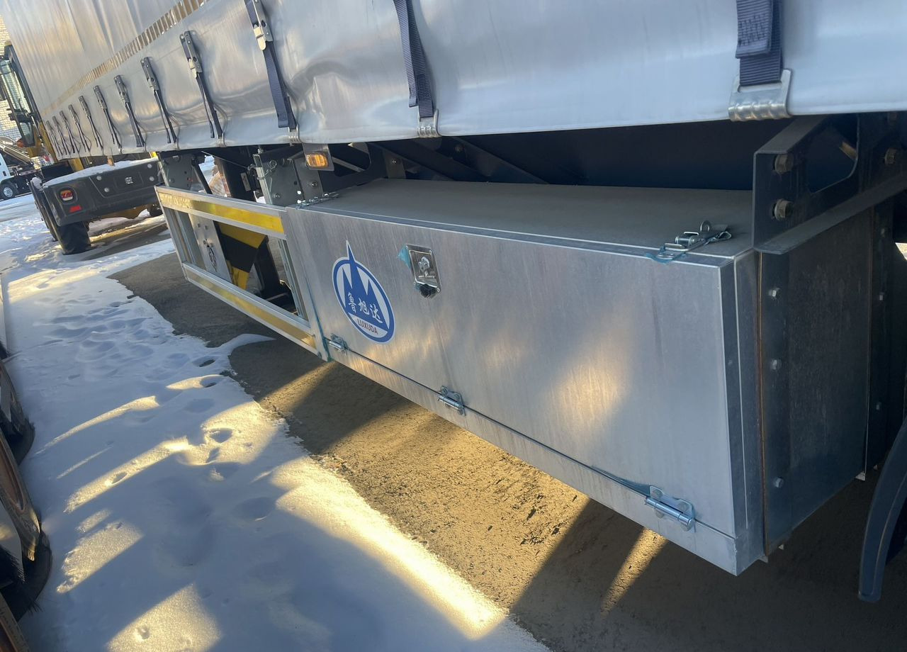 Luxuda LZC9406XXYCL - Тентованный полуприцеп: фото 4 Luxuda LZC9406XXYCL - Тентованный полуприцеп: фото 4