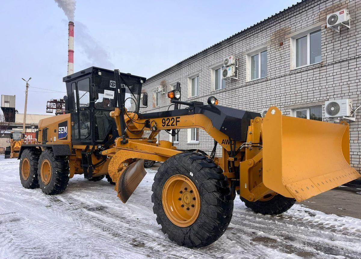 SEM 922F AWD - Грейдер: фото 1 SEM 922F AWD - Грейдер: фото 1