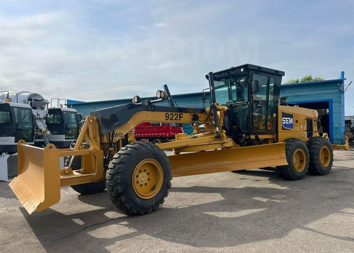 SEM 922F AWD - Грейдер: фото 5 SEM 922F AWD - Грейдер: фото 5