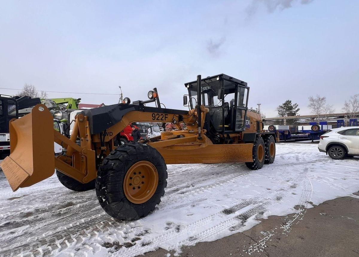 Новый Грейдер SEM 922F AWD: фото 9 Новый Грейдер SEM 922F AWD: фото 9