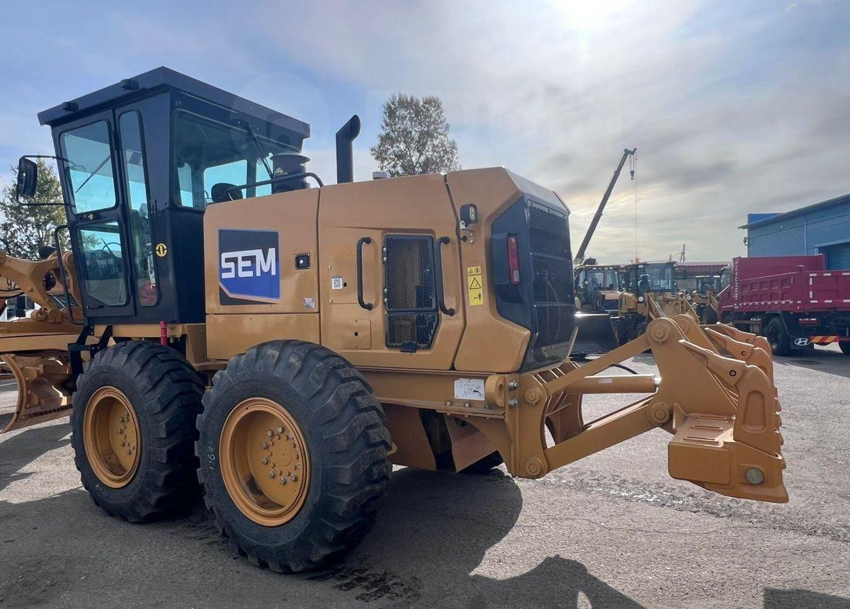 Новый Грейдер SEM 922F AWD: фото 15