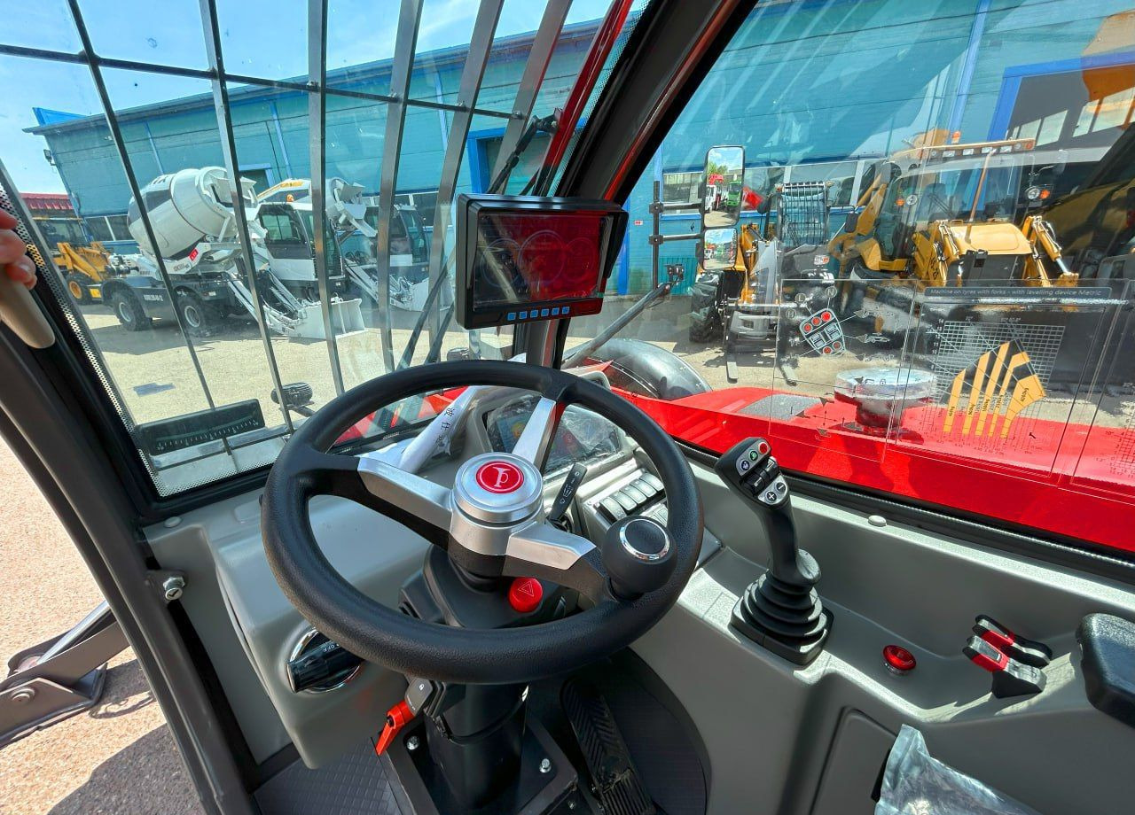 Новый Телескопический погрузчик YUGONG TR735: фото 11 Новый Телескопический погрузчик YUGONG TR735: фото 11