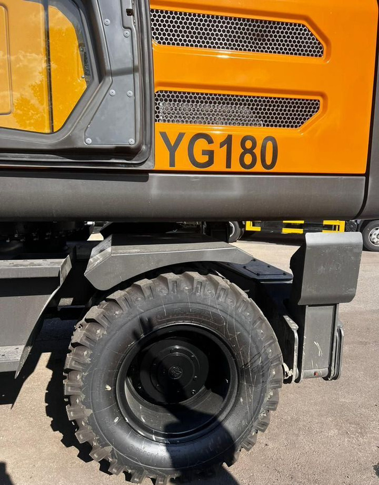 YUGONG YG180 - Колёсный экскаватор: фото 3 YUGONG YG180 - Колёсный экскаватор: фото 3