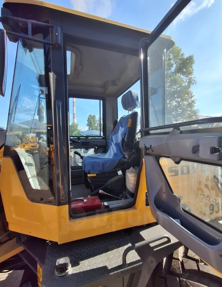 Колёсный погрузчик Yugong 930: фото 16 Колёсный погрузчик Yugong 930: фото 16