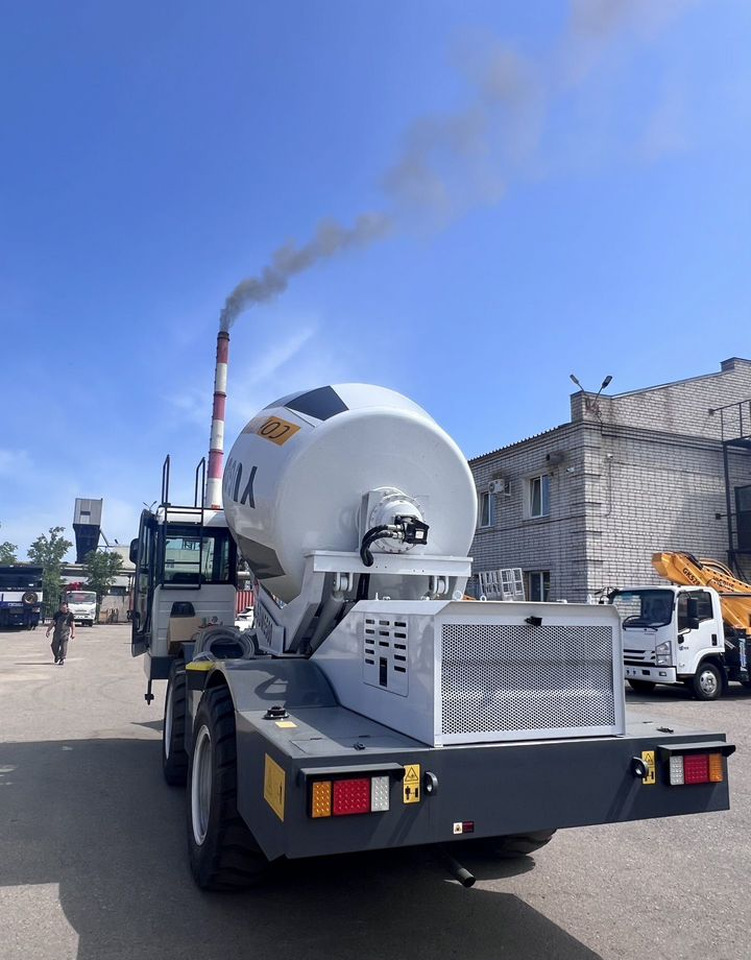 Новый Автобетоносмеситель Yugong SDM5500: фото 6