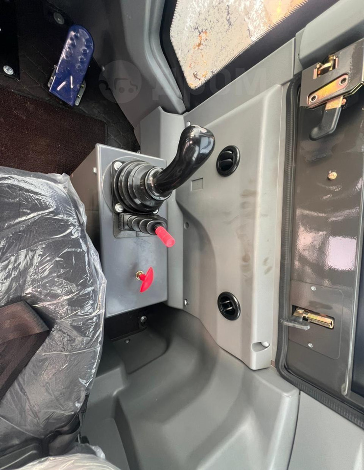 Новый Колёсный погрузчик Yugong ZL20: фото 12 Новый Колёсный погрузчик Yugong ZL20: фото 12