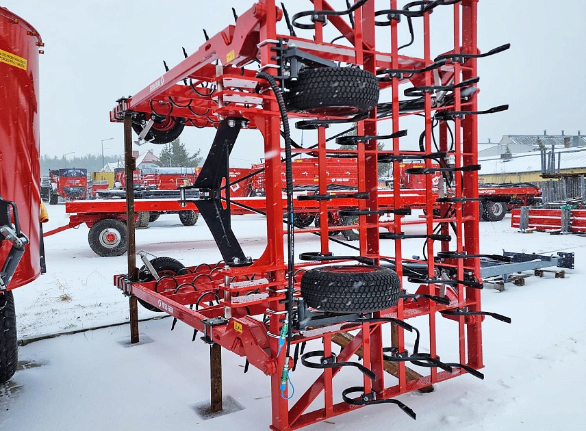 Культиватор U-808 8,3м зубчатый 5-рядный предпосевной - Другая техника: фото 1 Культиватор U-808 8,3м зубчатый 5-рядный предпосевной - Другая техника: фото 1