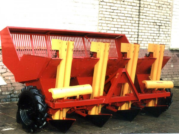 Картофелесажалка Л-202 - Картофелесажалка: фото 1 Картофелесажалка Л-202 - Картофелесажалка: фото 1