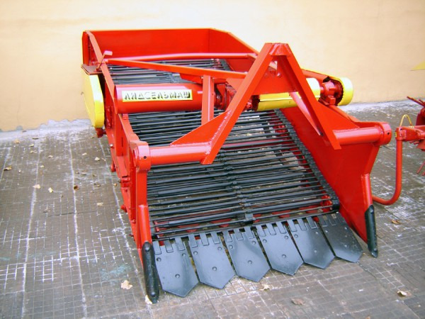 Копатель КЛ-1,4 - Картофельная техника: фото 1 Копатель КЛ-1,4 - Картофельная техника: фото 1